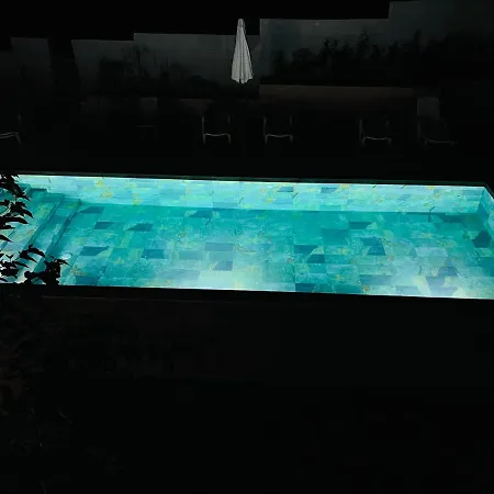 Felix アパートホテル *