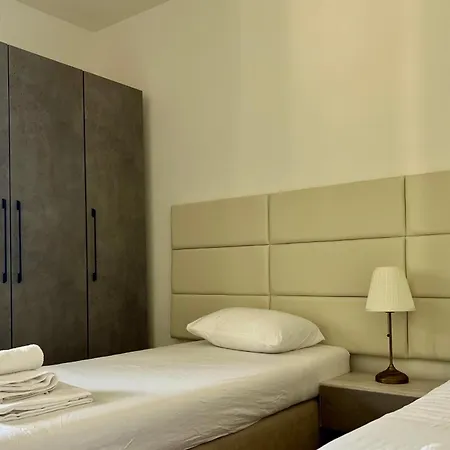 Felix アパートホテル ムルテル